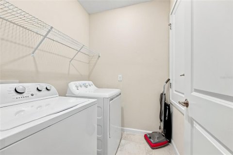 Townhouse in Orlando, Florida 3 bedrooms, 161.74 sq.m. № 2394116 - photo 24