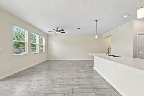 Townhouse in Orlando, Florida 3 bedrooms, 161.74 sq.m. № 2394116 - photo 16