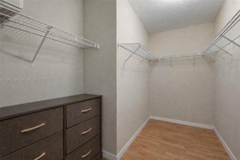 Condo in Homestead, Florida, 3 bedrooms № 2029253 - photo 16