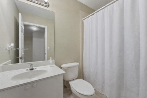 Condo in Homestead, Florida, 3 bedrooms № 2029253 - photo 18