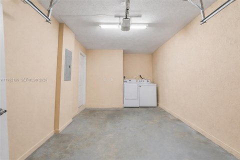Condo in Homestead, Florida, 3 bedrooms № 2029253 - photo 12