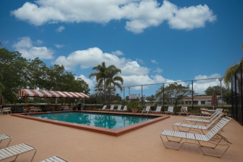 Condominio en venta en Boca Raton, Florida, 2 dormitorios, 120.77 m2 № 947925 - foto 1