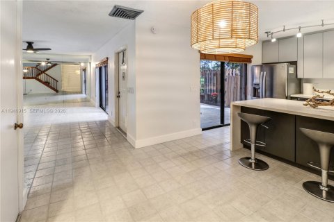 Townhouse in Plantation, Florida 2 bedrooms, 127.46 sq.m. № 2003080 - photo 19