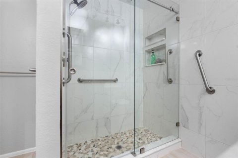 House in Palm Harbor, Florida 2 bedrooms, 174.56 sq.m. № 2394156 - photo 15