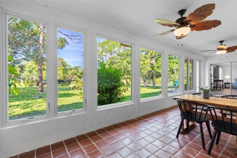 House in Palm Harbor, Florida 2 bedrooms, 174.56 sq.m. № 2394156 - photo 5
