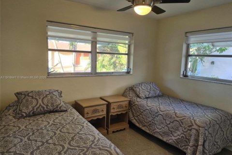 Villa ou maison à vendre à Tamarac, Floride: 2 chambres, 93.09 m2 № 1971970 - photo 17