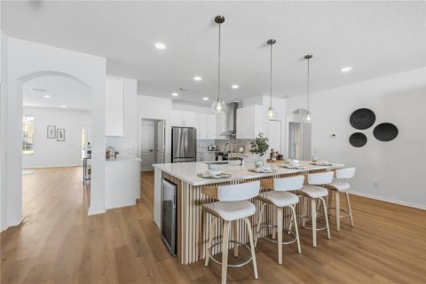 Villa ou maison à vendre à Tampa, Floride: 4 chambres, 224.82 m2 № 2431640 - photo 3