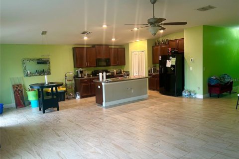 Casa en venta en Ruskin, Florida, 4 dormitorios, 183.11 m2 № 2386531 - foto 5