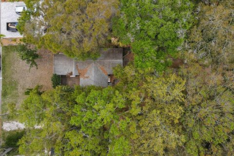 House in Gulfport, Florida 2 bedrooms, 80.64 sq.m. № 1514127 - photo 2