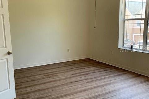 Townhouse in Saint Petersburg, Florida 3 bedrooms, 156.54 sq.m. № 2285558 - photo 6