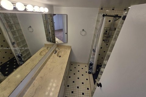 Condo in Orlando, Florida, 2 bedrooms  № 1841217 - photo 3