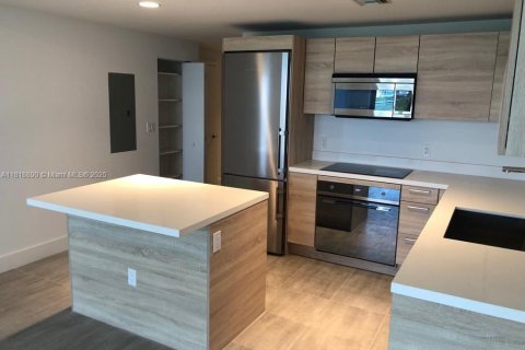 Condominio en venta en North Miami Beach, Florida, 2 dormitorios, 103.59 m2 № 1978253 - foto 4