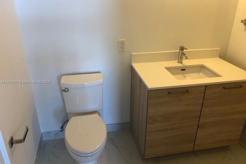 Condominio en venta en North Miami Beach, Florida, 2 dormitorios, 103.59 m2 № 1978253 - foto 21