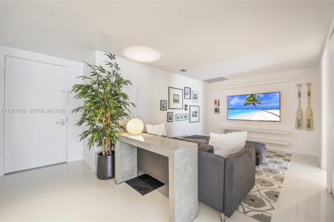 Купить кондоминиум в Майами, Флорида 2 спальни, 141.03м2, № 2018028 - фото 4