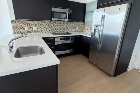 Copropriété à vendre à Miami, Floride: 2 chambres, 101.54 m2 № 1967913 - photo 10