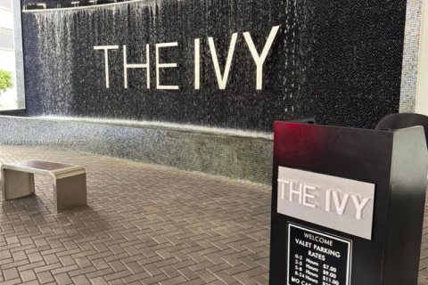 Copropriété à vendre à Miami, Floride: 2 chambres, 101.54 m2 № 1967913 - photo 1