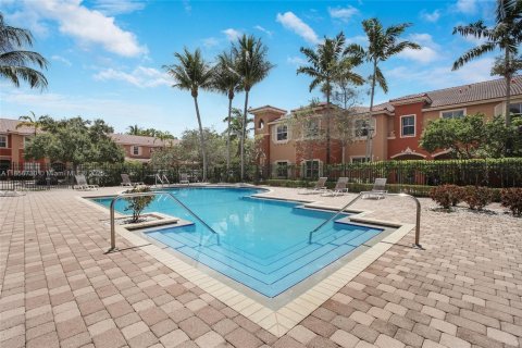 Condominio en venta en Miramar, Florida, 3 dormitorios, 133.41 m2 № 1887303 - foto 13