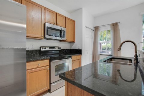 Condominio en venta en Miramar, Florida, 3 dormitorios, 133.41 m2 № 1887303 - foto 17