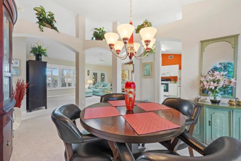 House in Port St. Lucie, Florida 3 bedrooms, 149.94 sq.m. № 2421382 - photo 12