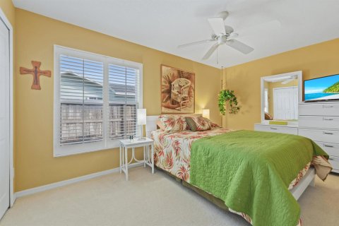 House in Port St. Lucie, Florida 3 bedrooms, 149.94 sq.m. № 2421382 - photo 19