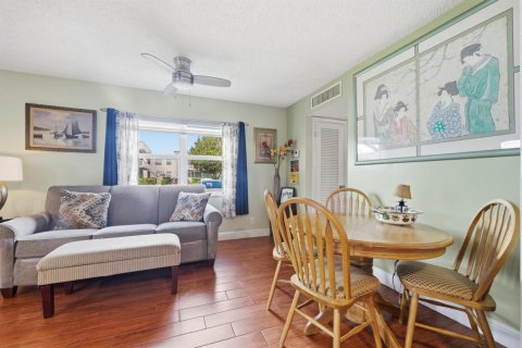 Condominio en venta en Delray Beach, Florida, 1 dormitorio, 70.61 m2 № 2246211 - foto 10