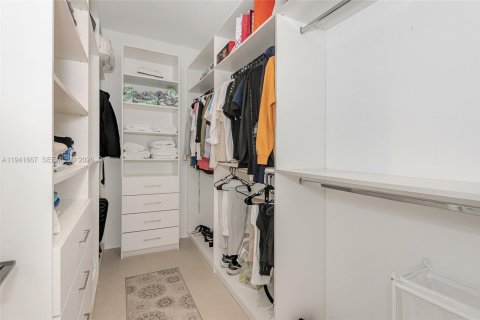 Condominio en venta en Miami Beach, Florida, 2 dormitorios, 137.12 m2 № 1999842 - foto 21