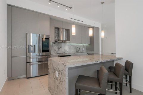 Condominio en venta en Miami Beach, Florida, 2 dormitorios, 137.12 m2 № 1999842 - foto 7