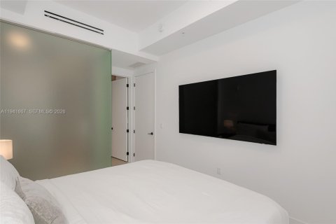 Condominio en venta en Miami Beach, Florida, 2 dormitorios, 137.12 m2 № 1999842 - foto 18
