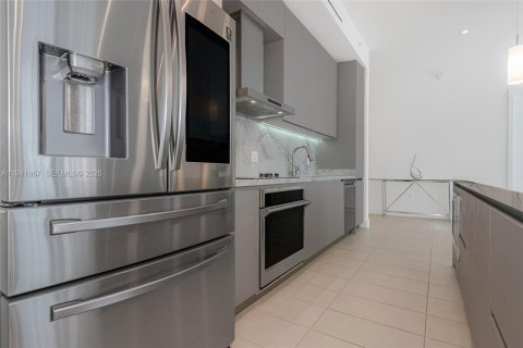 Condominio en venta en Miami Beach, Florida, 2 dormitorios, 137.12 m2 № 1999842 - foto 9