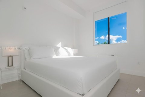 Condominio en venta en Miami Beach, Florida, 2 dormitorios, 137.12 m2 № 1999842 - foto 12