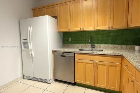 Снять в аренду кондоминиум в Норт-Майами, Флорида 1 спальня, 70.79м2, № 1842757 - фото 5