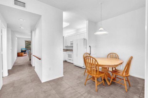 Купить кондоминиум в Тамарак, Флорида 3 комнаты, 135.36м2, № 2083115 - фото 11