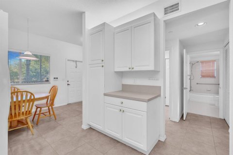 Купить кондоминиум в Тамарак, Флорида 3 комнаты, 135.36м2, № 2083115 - фото 8