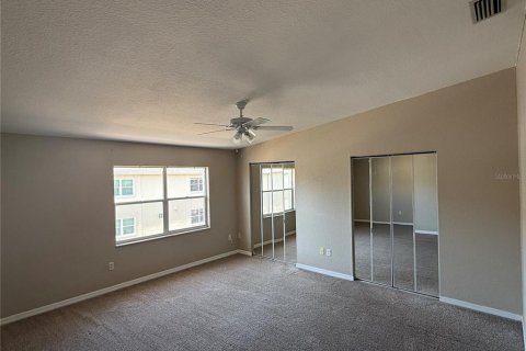 Townhouse in Tierra Verde, Florida 3 bedrooms, 178.19 sq.m. № 2111048 - photo 22