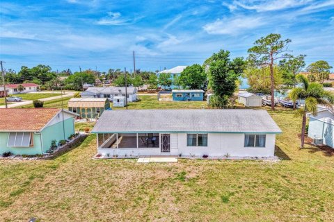 Villa ou maison à vendre à Englewood, Floride: 2 chambres, 57.23 m2 № 2237297 - photo 2
