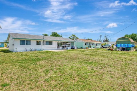 Villa ou maison à vendre à Englewood, Floride: 2 chambres, 57.23 m2 № 2237297 - photo 4