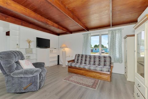 Villa ou maison à vendre à Englewood, Floride: 2 chambres, 57.23 m2 № 2237297 - photo 18
