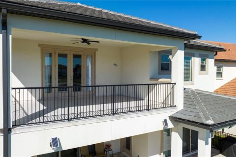 House in Orlando, Florida 5 bedrooms, 354.52 sq.m. № 1801561 - photo 7