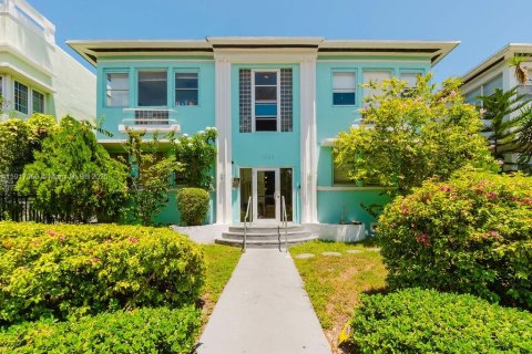 Condo in Miami Beach, Florida, 1 bedroom  № 1973577 - photo 12