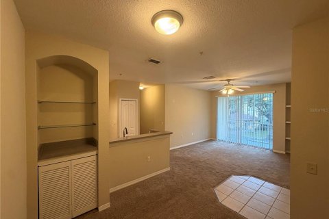 Copropriété à louer à Maitland, Floride: 2 chambres, 83.43 m2 № 2425643 - photo 2
