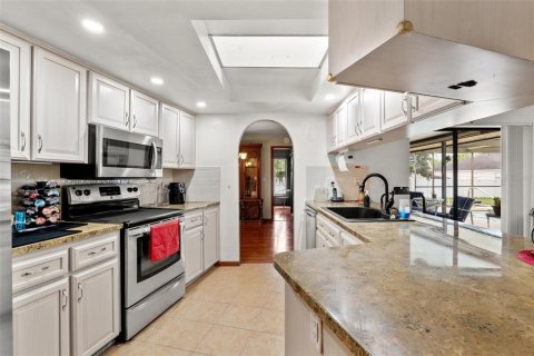 Villa ou maison à vendre à Spring Hill, Floride: 3 chambres, 164.44 m2 № 1687204 - photo 11