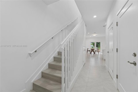 Adosado en alquiler en Pompano Beach, Florida, 3 dormitorios, 125.23 m2 № 2034058 - foto 11