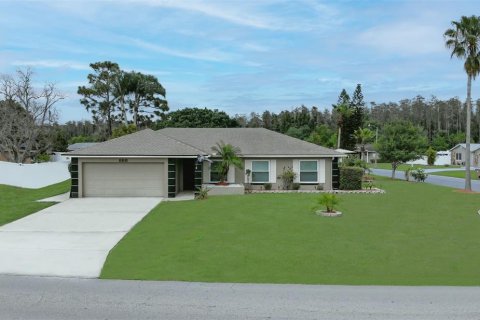 House in Kissimmee, Florida 4 bedrooms, 158.86 sq.m. № 1832851 - photo 1