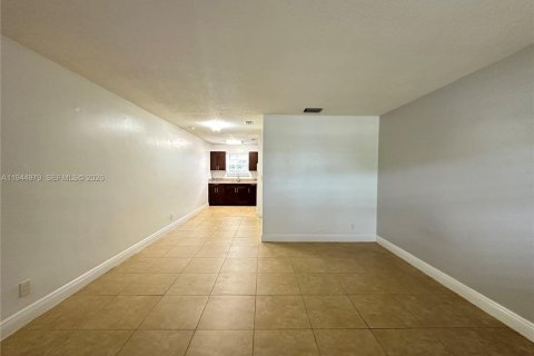 Villa ou maison à louer à Pompano Beach, Floride № 2001211 - photo 2