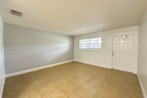 Villa ou maison à louer à Pompano Beach, Floride № 2001211 - photo 13