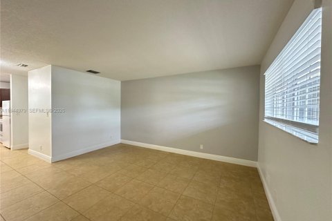 Studio à Pompano Beach, Floride № 2001211