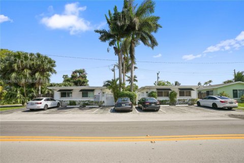 Condo in Hallandale Beach, Florida, 2 bedrooms  № 1998570 - photo 15