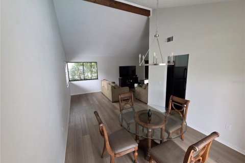 Villa ou maison à vendre à Apopka, Floride: 3 chambres, 165.18 m2 № 2390905 - photo 5