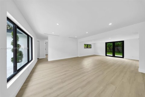 Casa en venta en North Miami, Florida, 3 dormitorios, 120.77 m2 № 2002398 - foto 22