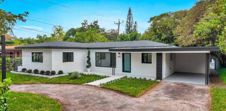 Casa en North Miami, Florida 3 dormitorios, 120.77 m2 № 2002398